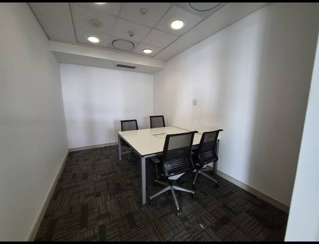 1,599M² OFFICE TO LET IN SANDTON CENTRAL